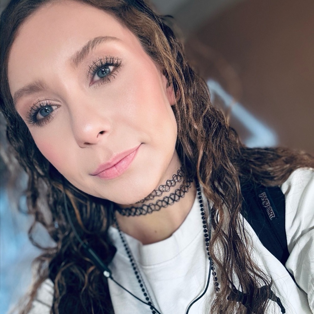 Meet your Posher, Kryslynn